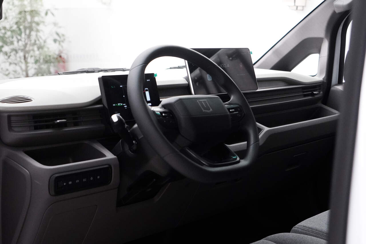 Interior de la Farizon V7E