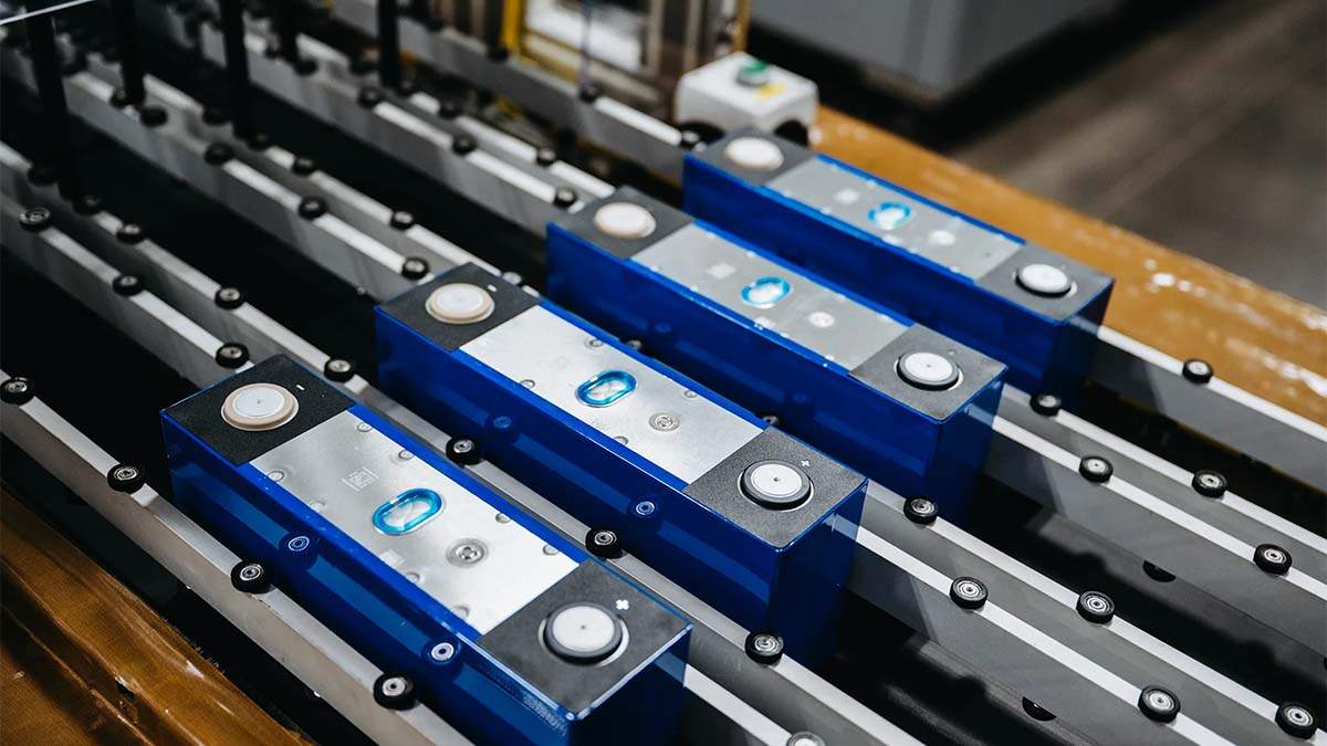 Celdas prismáticas LFP fabricadas por FORD