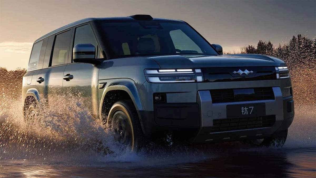 Al Land Rover Defender de BYD le surge un problema en China: le entra agua por el techo