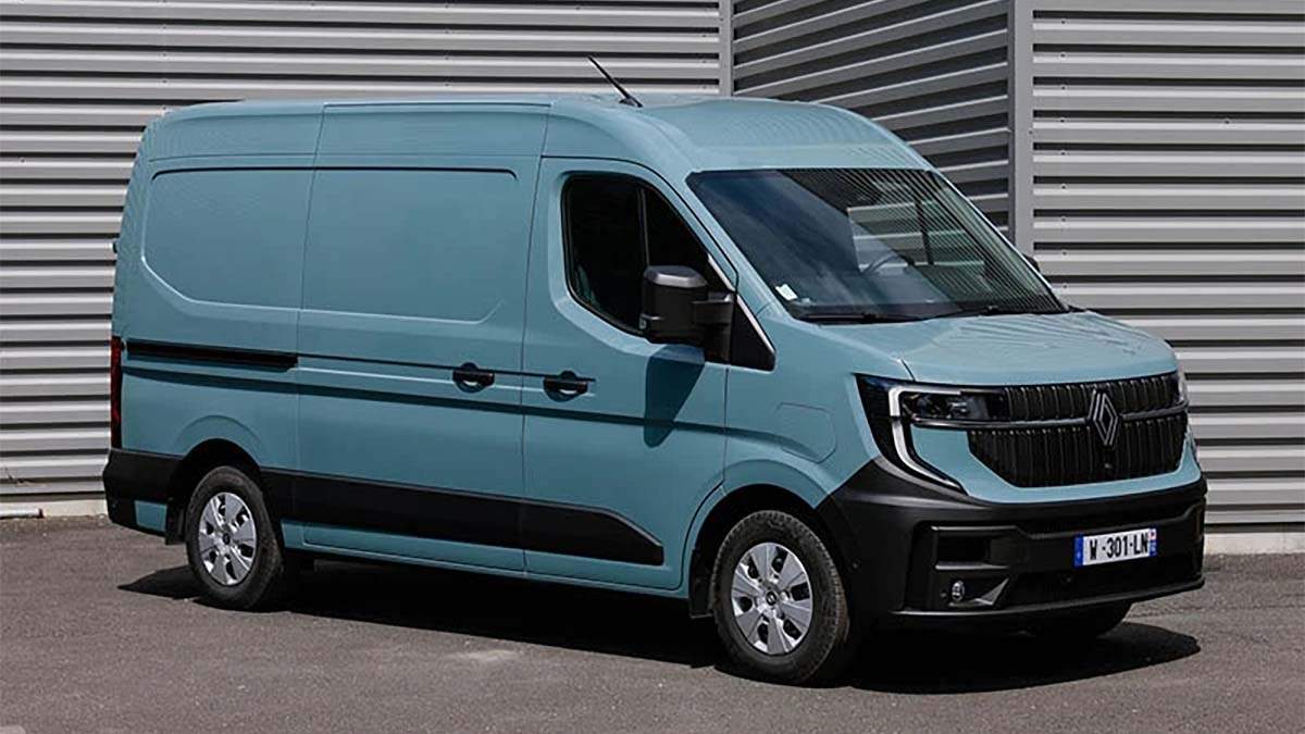 Renault mejora la Master E-Tech Electric: nueva batería, carga bidireccional y más versiones