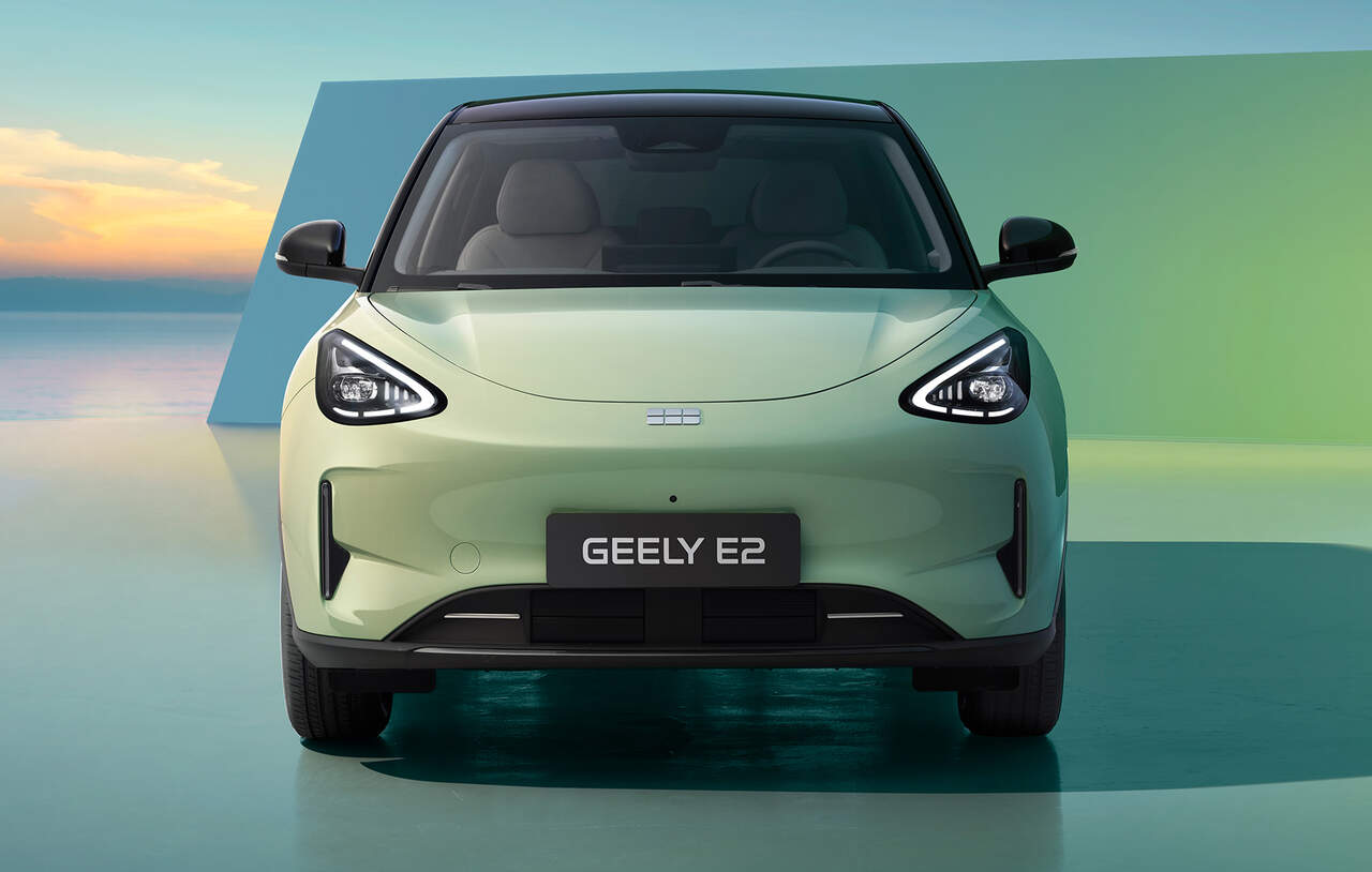Vista frontal del Geely E2
