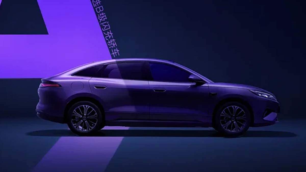 BYD QIN Max - Vista lateral