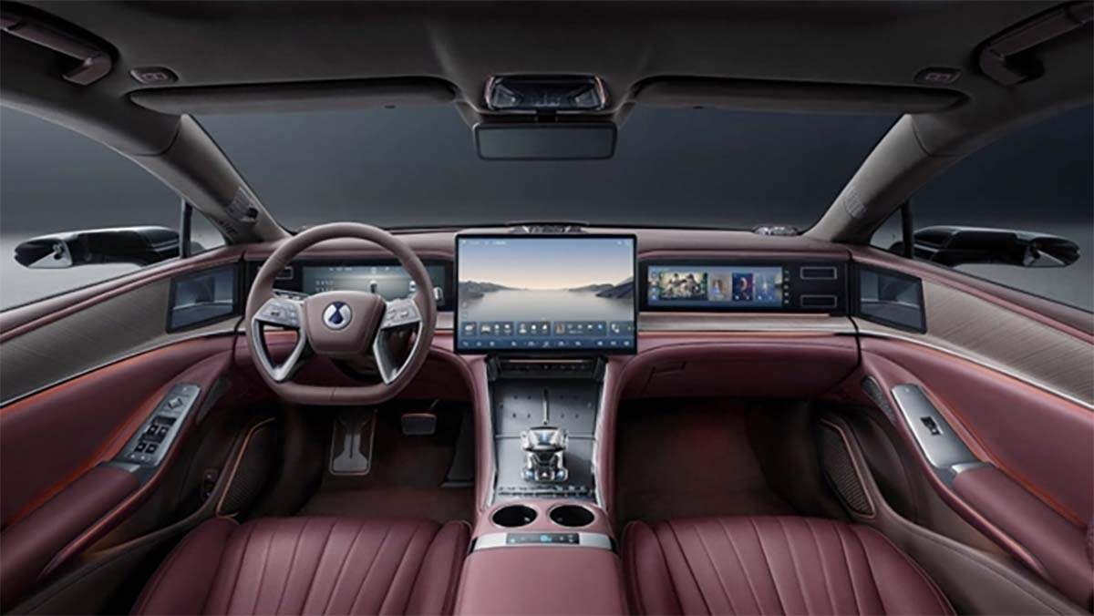 Denza Z9S - foto del interior
