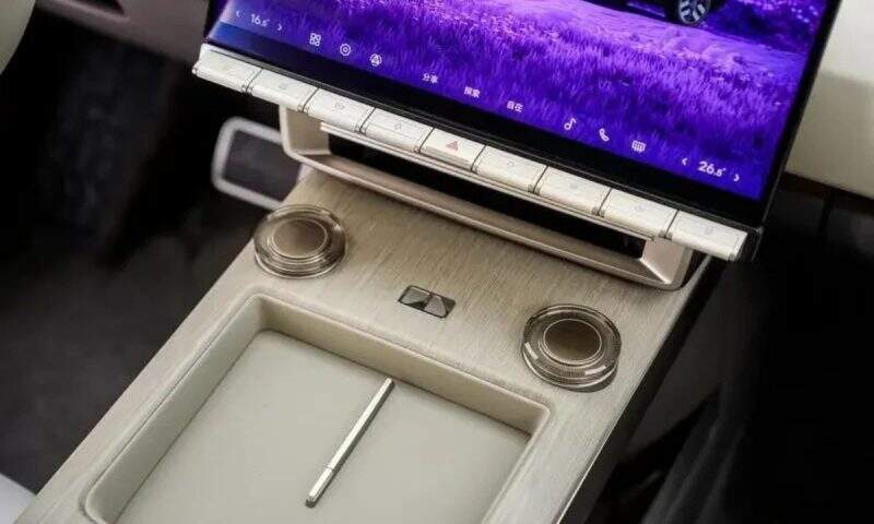 El Freelander 8 contará con botones físicos en el interior