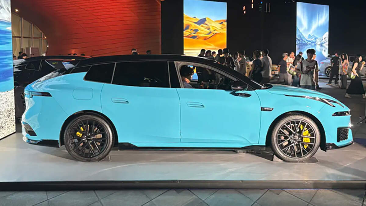 Lynk & Co 07 GT PHEV Wagon