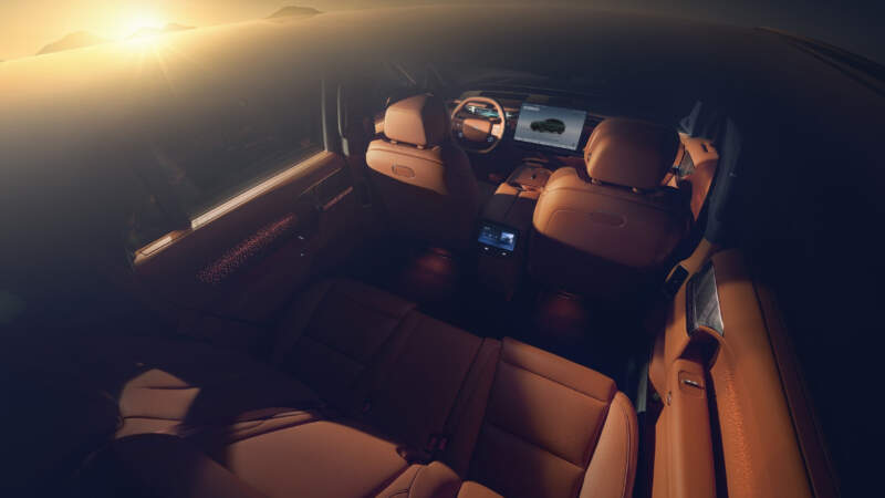 Interior del Xpeng G9L - lujo y confort