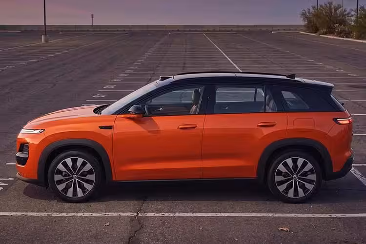 Volkswagen ID. ERA 5X - vista lateral