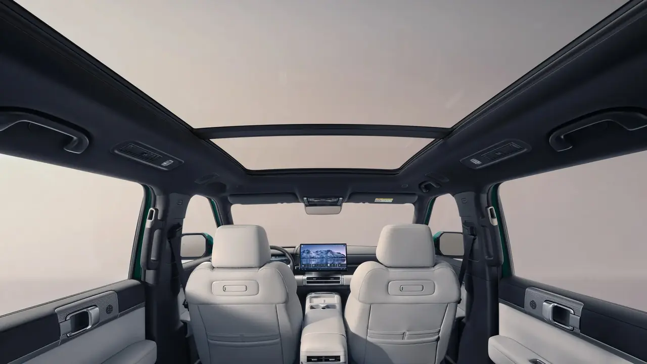 BYD TI7 - interior