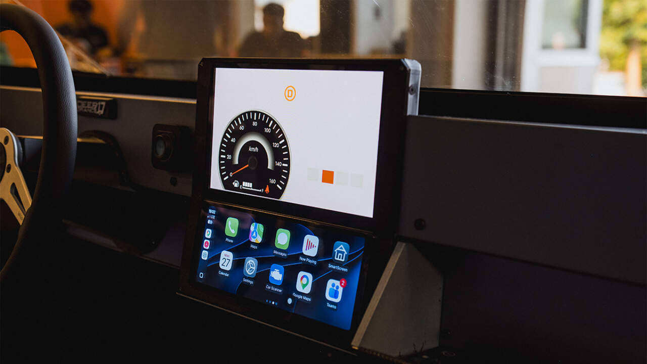 Deep Orange 17 - interior