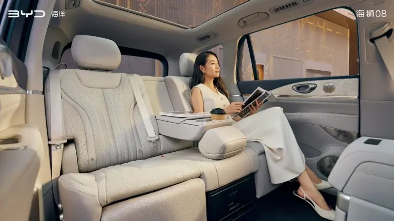 Interior BYD Sealion 08 - Gran capacidad interior