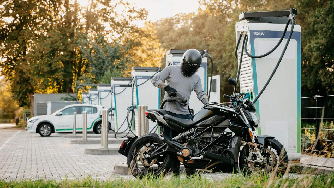 Carga rapida en las motos de Zero Motorcycle