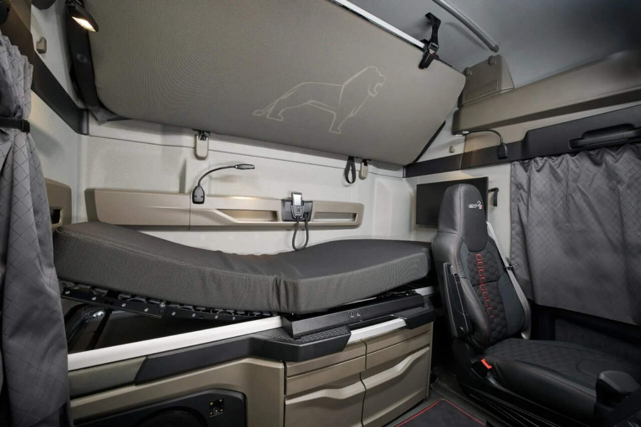 Interior MAN eTGX - Camión eléctrico